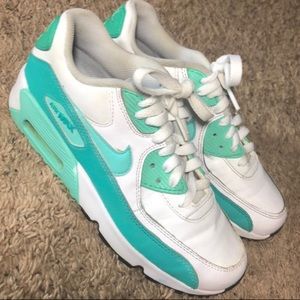 Nike Air Max 90’s Leather Teal Size 4.5Y 💚👟